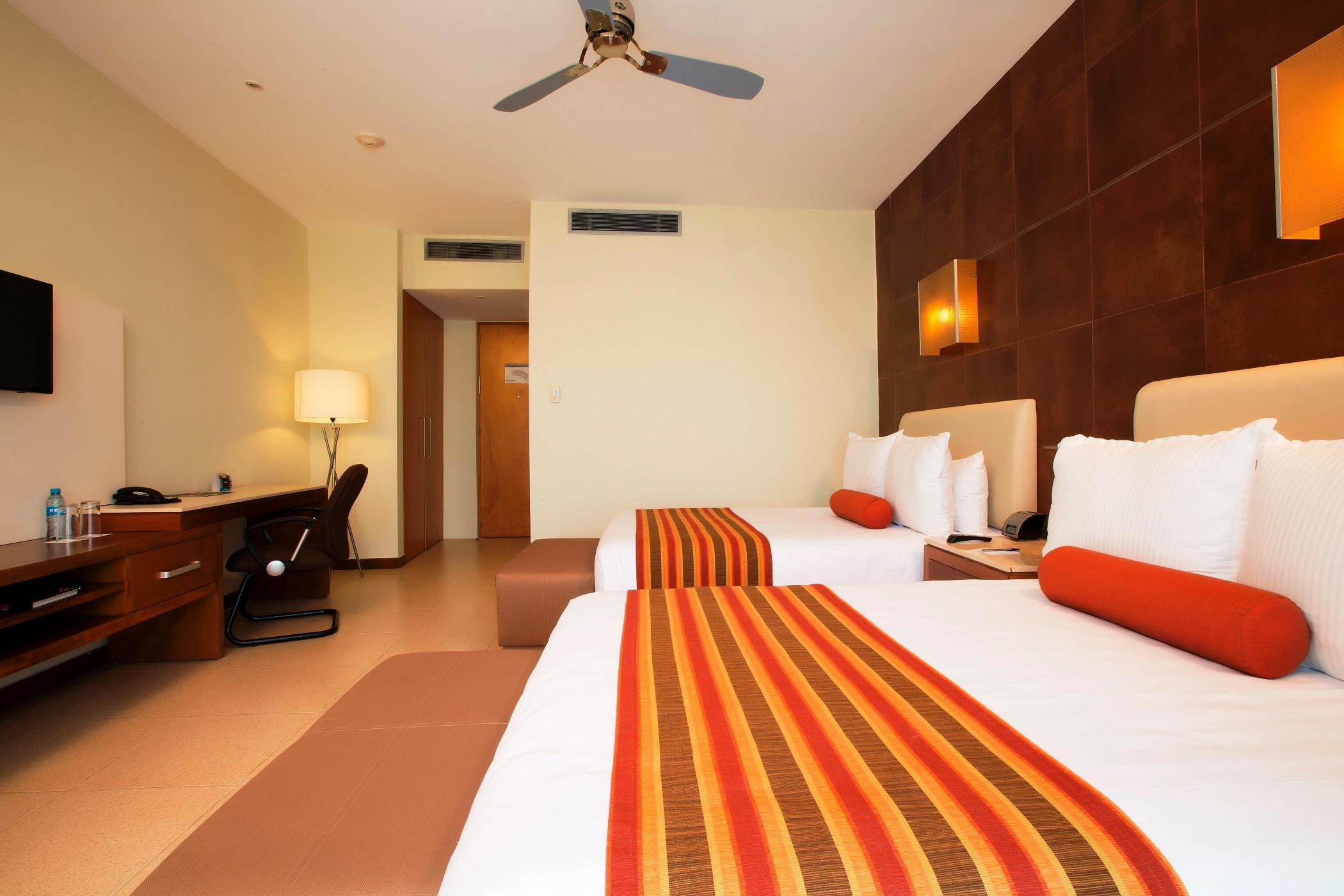 Krystal Urban Cancun & Beach Club מראה חיצוני תמונה