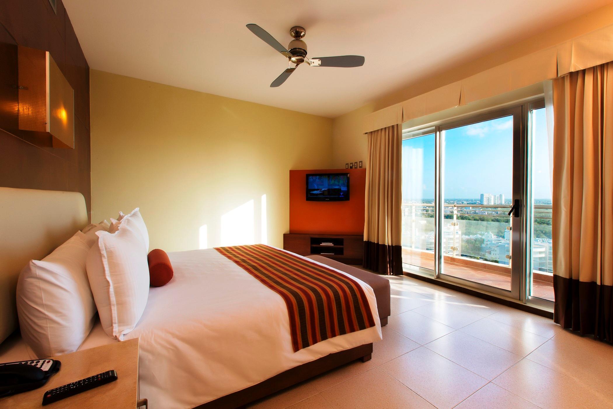 Krystal Urban Cancun & Beach Club מראה חיצוני תמונה